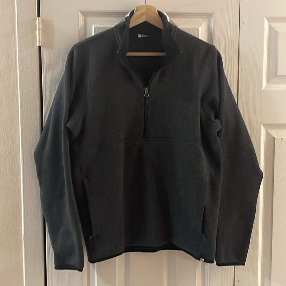 Mountain Equipment Company 3/4 Zipper Pullover Size Small In Charcoal Grey/Black